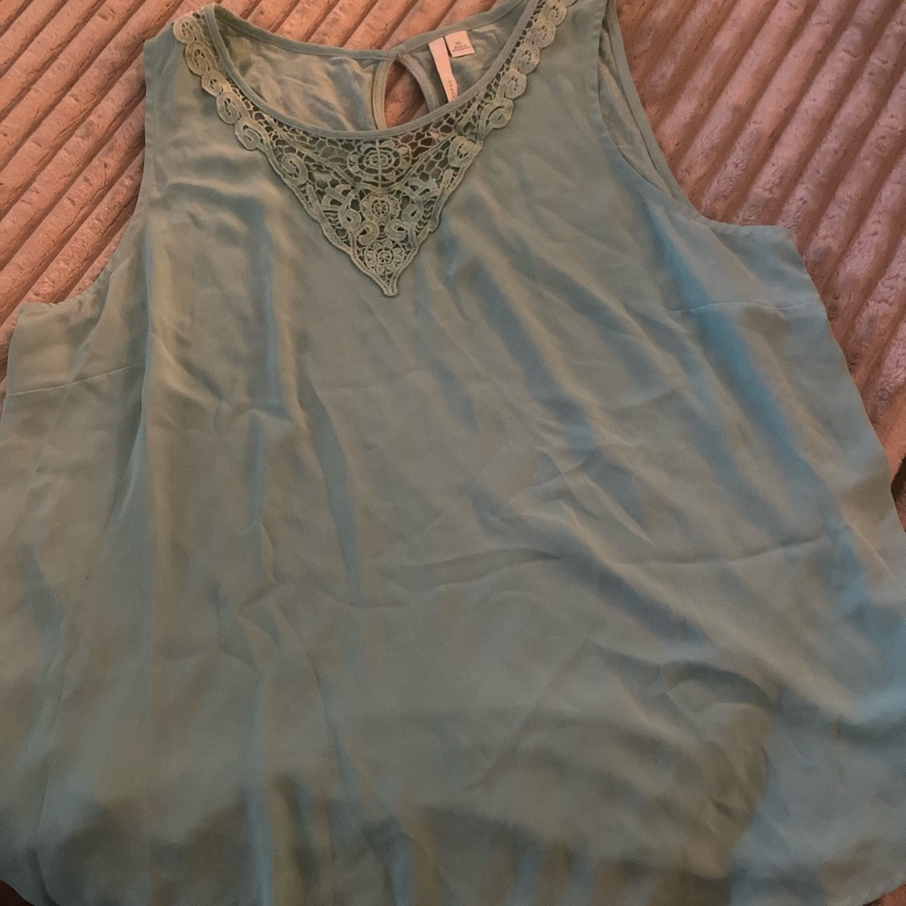 LC Lauren Conrad Green Lace Trim Tank Top